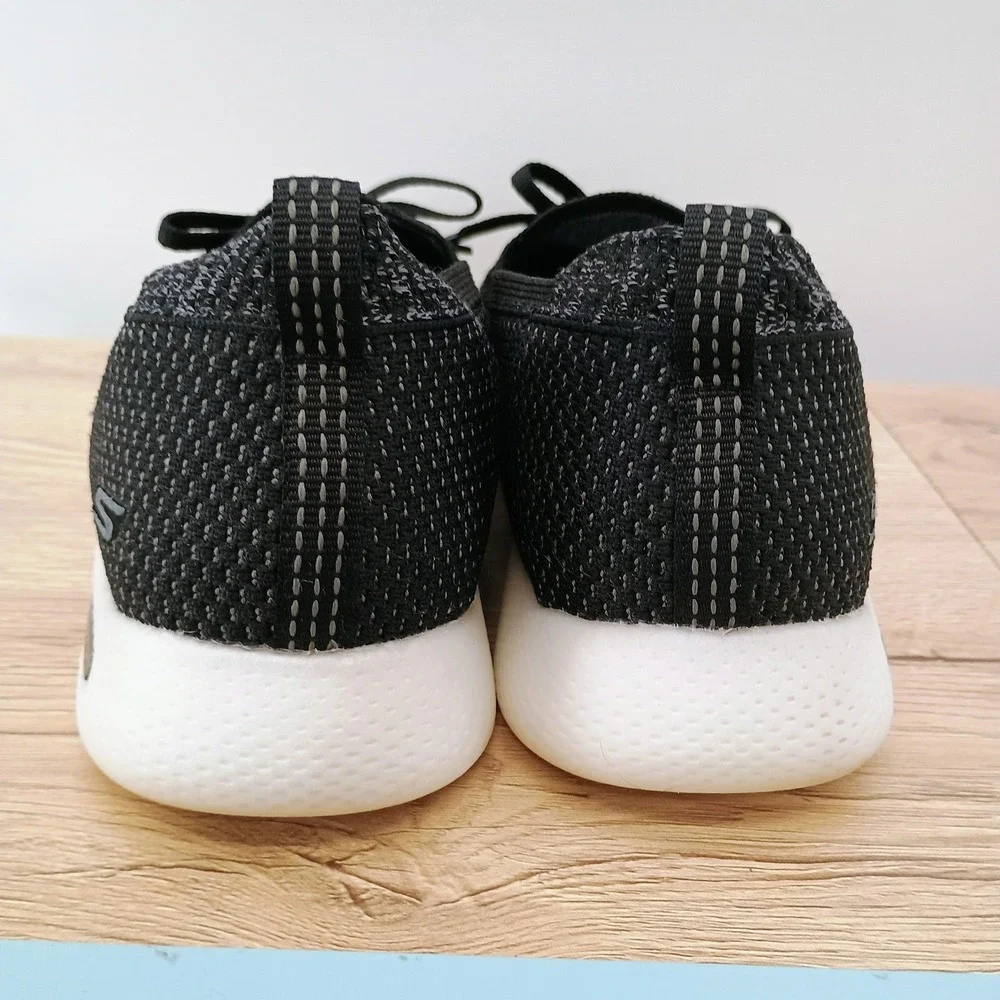 Skechers brand style